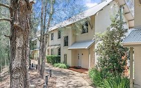 King Villa Retreat / Hunter Valley